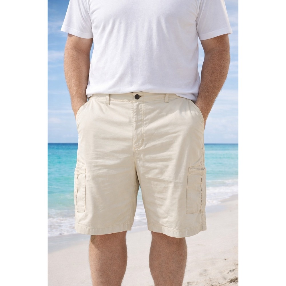TOMMY BAHAMA Men's 42 Waist White Stretch‎ Shorts -3087